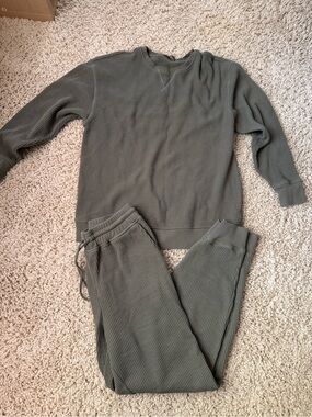 nuuds Olive Green Waffle Knit Jogger set